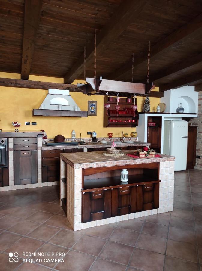 La Taverna Di Lulu Arnesano Exteriör bild